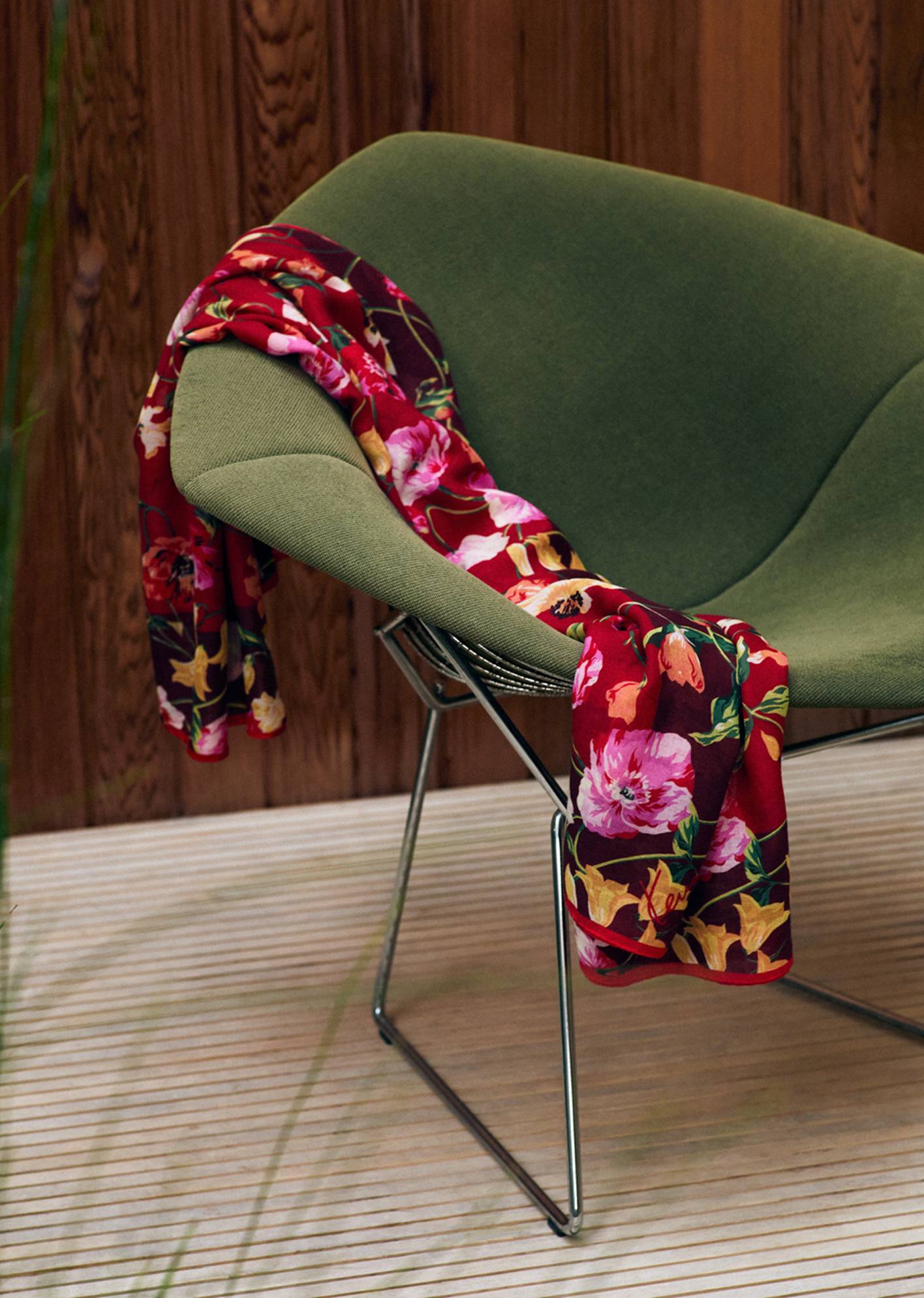 Scarves and Stoles Collection | KENZO